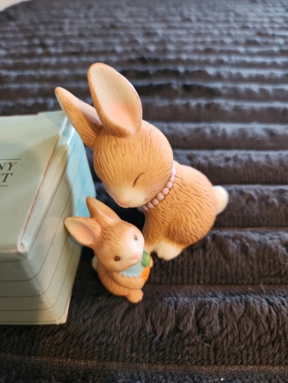 Avon 1990 Brown Ceramic Bunny Figurine Pair - Small Pets Decor